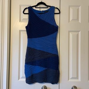 BCBGMAXAZRIA BLUE COCKTAIL DRESS SIZE MEDIUM